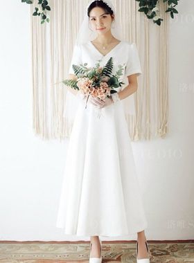 大码婚纱200斤加大加肥显瘦新娘拍照缎面轻纱轻便简约旅拍出门纱