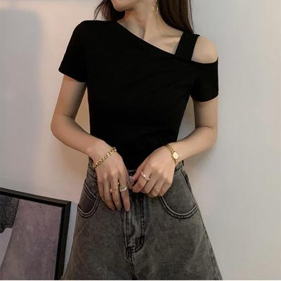 黑色一字肩上衣斜肩短袖女夏季25新款露肩性感锁骨设计感小众t恤