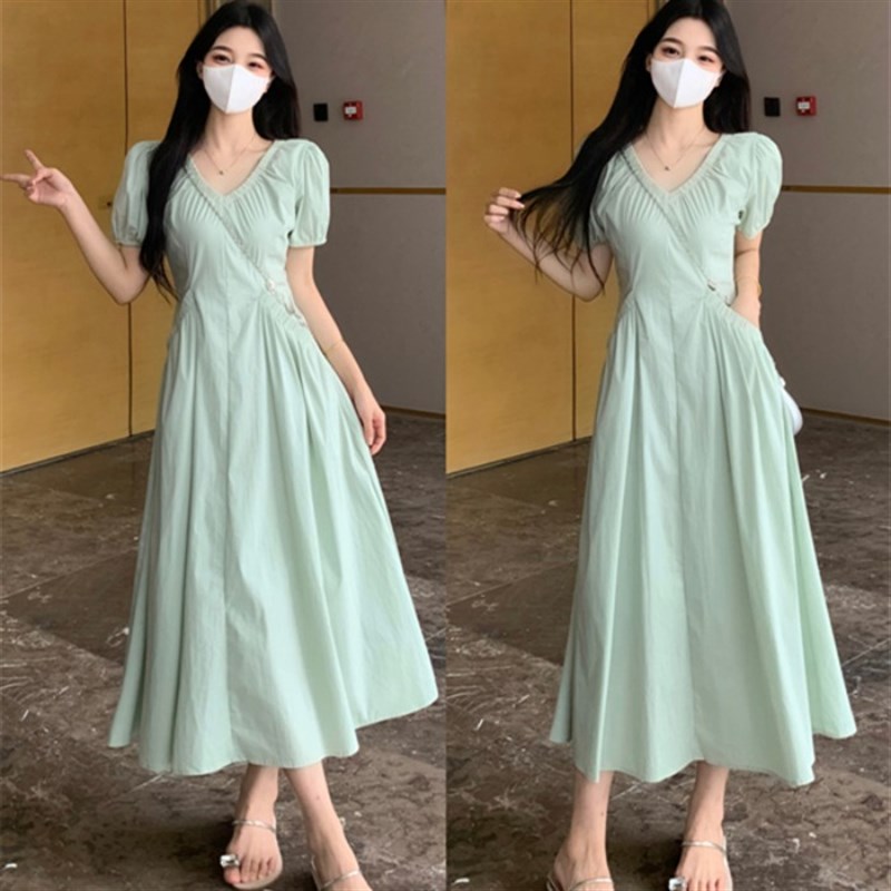 夏季辣妈外穿出哺乳连衣裙法式气质显瘦V领中长款产后喂奶连衣裙