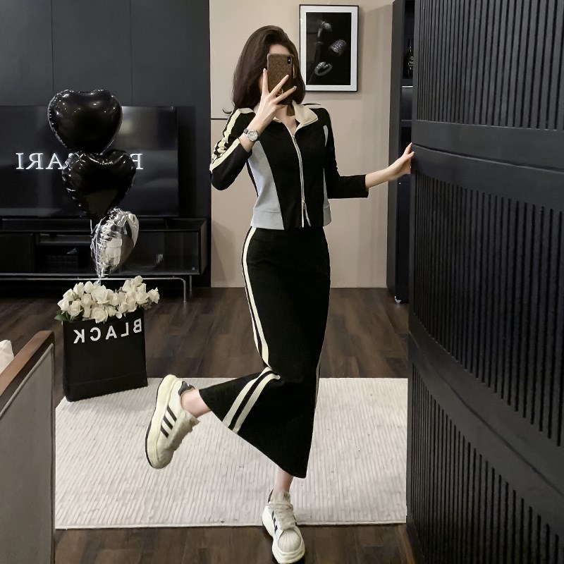 欧货爆款运动f套装女春秋2024新款洋气炸街设计感开叉半身裙两件