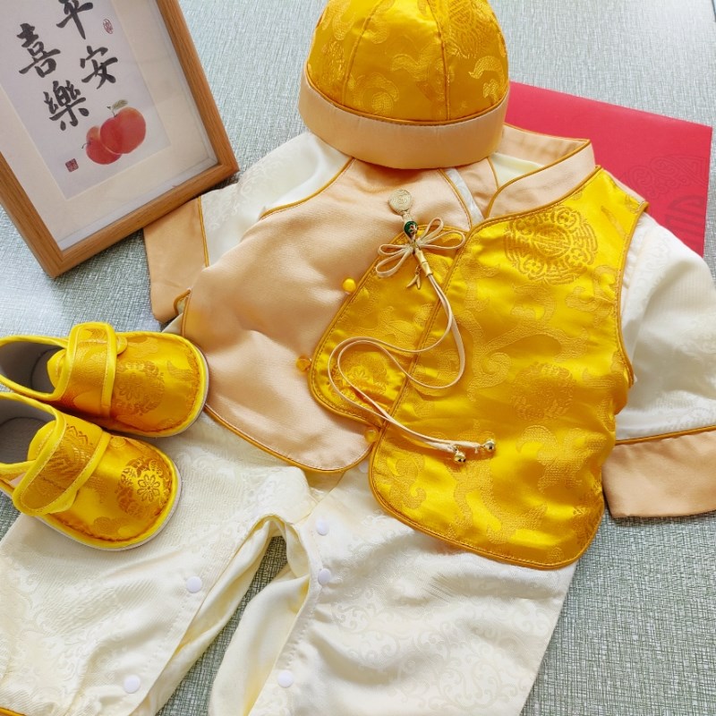 2024新款婴儿满月服百日宴礼服秋男宝宝周岁抓周百天新中式连体衣