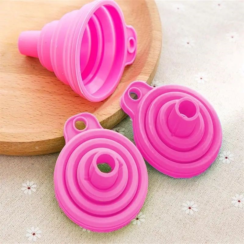 1pc Red Silicjone Funnel Mini Multifunctional Convenient Kit