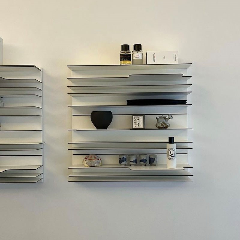 spectrum墙上书架 隐形挂墙置物架 北欧简约风展示架壁挂中古书架