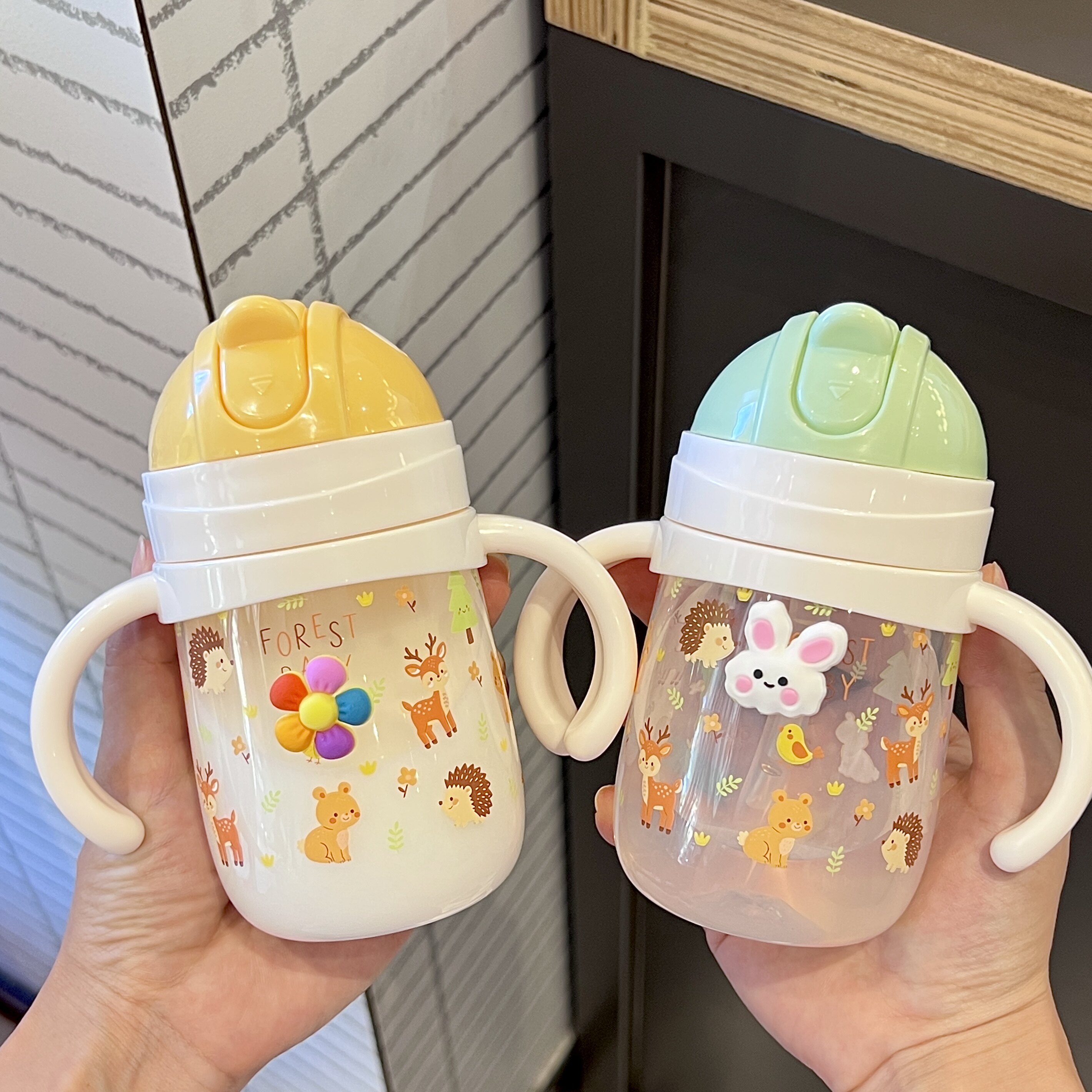 宝宝水杯儿童饮水杯婴幼儿一岁吸管杯喝奶防漏奶瓶带手柄直饮水壶