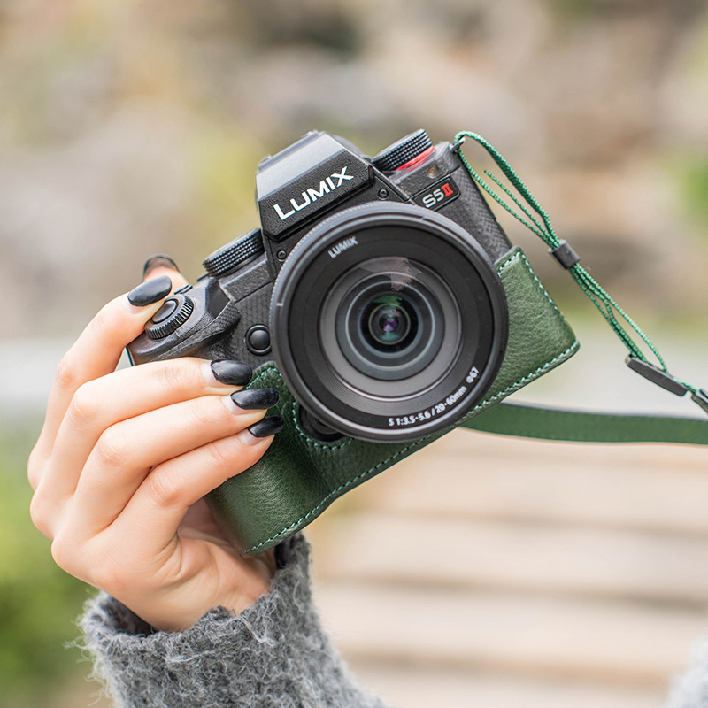 摄侣适用松下s5保护套s9手柄皮套S5m2X相机包S9保护壳s5二代半套S5II底座包真牛皮壳挂绳背带斜跨肩带配件