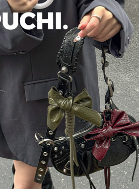 《MiuM.漆皮蝴蝶结》miu系蝴蝶结高级皮质手工包包挂件包挂饰