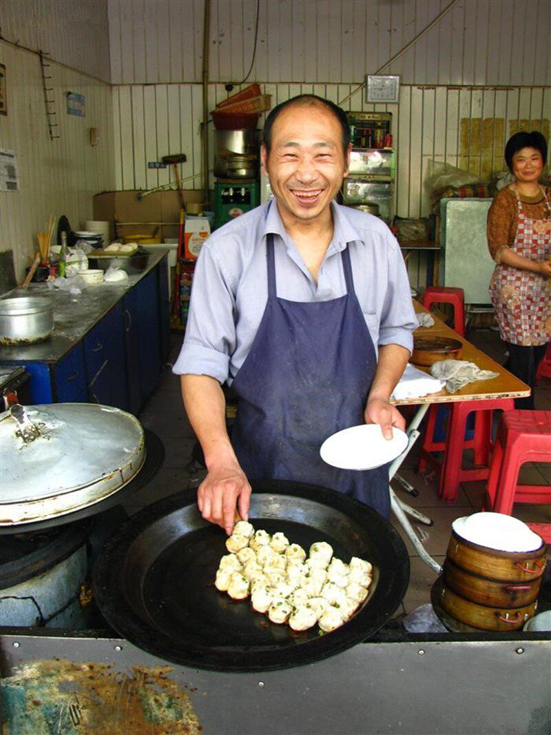 铸铁平底锅/煎h锅/烤饼锅/生煎炉专配煎锅贴锅/生煎包铁锅/包子锅
