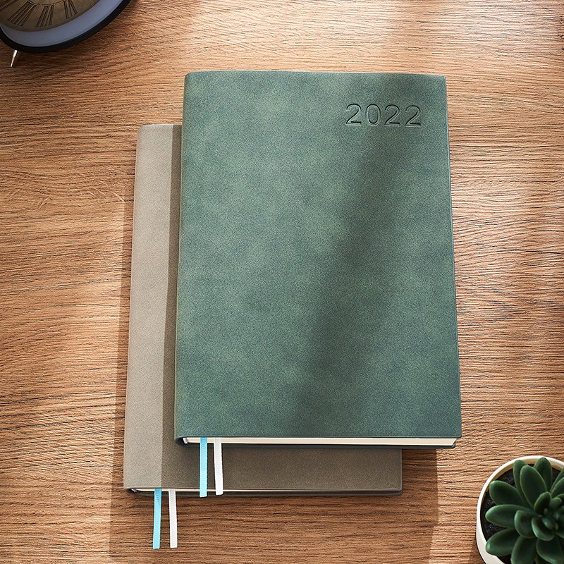 222年日程本天时间管理每日计划表办公日历商务日记本一日一页日