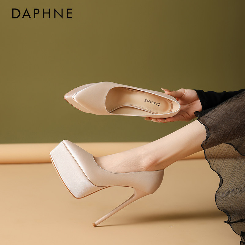 Daphne/达芙妮香槟色性感风防水台超高跟尖头高跟鞋女款2026新款