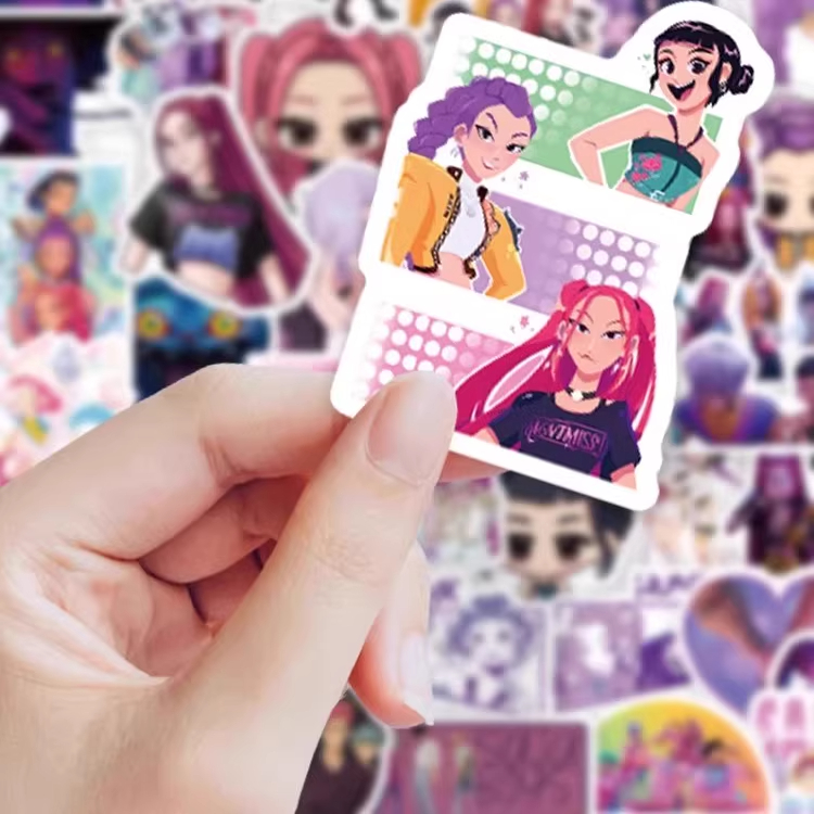 150张k-pop猎魔女团贴纸合集卡通可爱手账素材行李箱装饰防水贴画