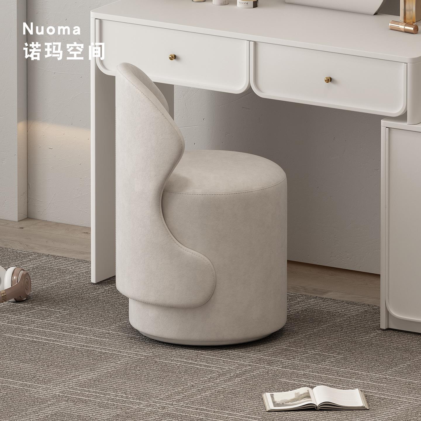 轻奢化妆凳卧室实木梳妆凳家用高级感妆台凳子绒布靠背化妆椅纯色