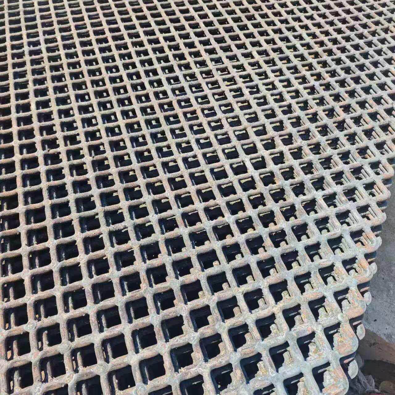 锰钢焊接筛网焊圈网沙石料振动筛粉碎机筛机专用钢网机器焊接