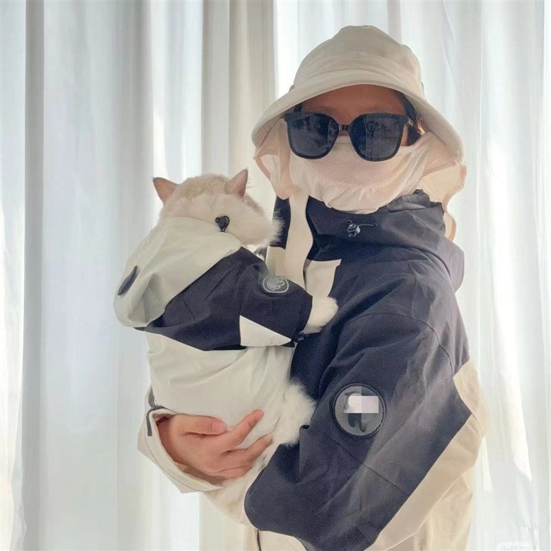 猫咪冲锋衣狗狗衣服小型犬雨衣保暖潮牌比熊雪纳瑞博美防水户外