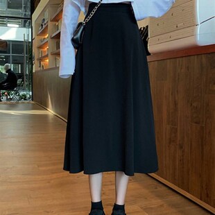 胖妹妹2024新款早秋大码小众包臀长裙a字伞裙黑色显瘦遮胯半身裙