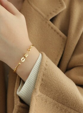 因缺斯汀【小蛮腰】金色钛钢小蛮腰半镯手链平价显贵女气质百搭