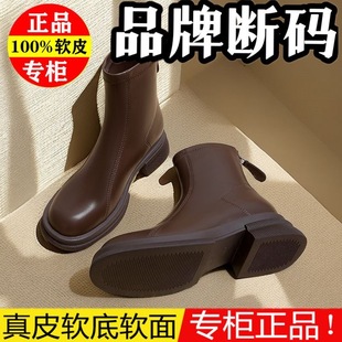 软皮短靴秋冬英伦2025超火炸街马丁靴子棉靴舒适耐磨短筒保暖女靴