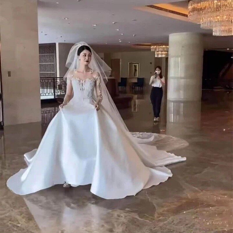 2021新款f新娘结婚仪式长款拖尾头纱尾部有蕾丝拖地大头纱双层发