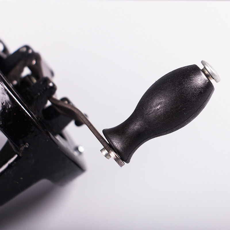 家用老式缝纫机手摇把 手动裁缝机把手通用装置衣车摇动器配件