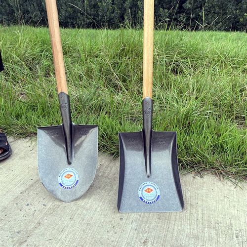 铁锹农用挖土铲子木柄铁锹铲雪方头尖头全钢户外农用工具加厚大号