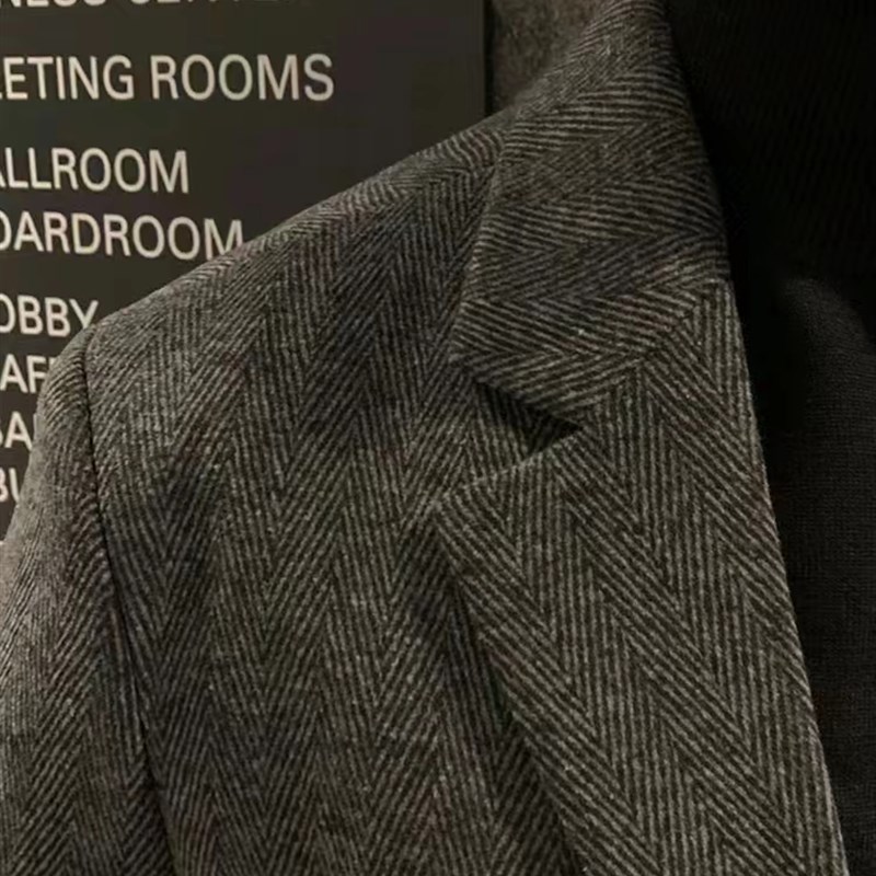 秋冬季加厚款大码男士人字西装外套商务男装高级修身英伦休闲西服