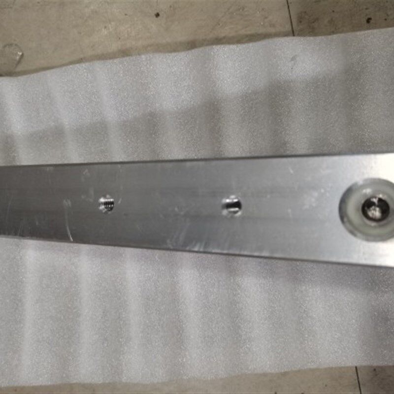 制袋机塑胶袋打孔机,1-10mm过料200mm小圆孔,包装袋气动打孔机