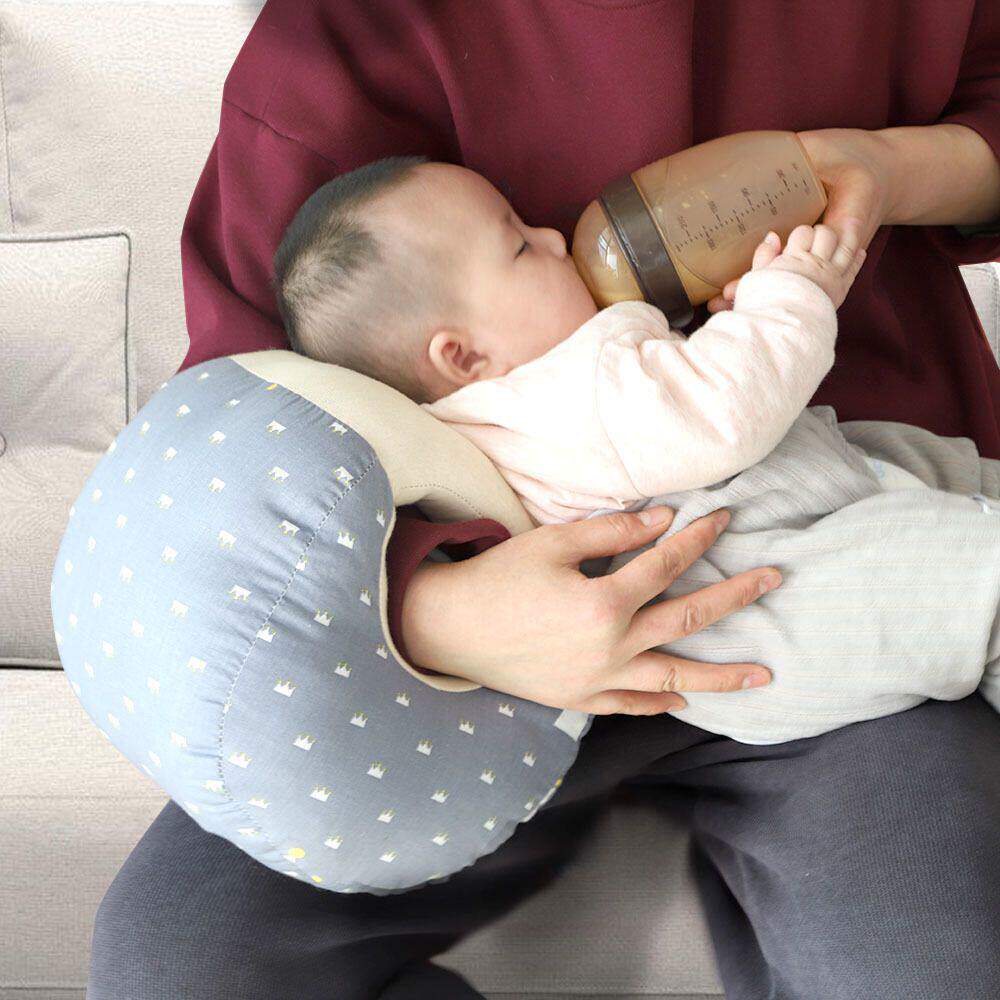 手臂枕抱睡抱娃垫防枕骨突出抬高垫喂奶袖套神器婴儿宝宝缓解酸痛 - 实物图