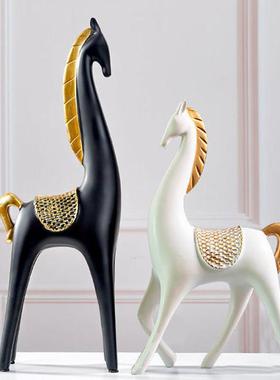 欧式情侣马摆件客厅酒柜装饰品玄关室内家居创意电视柜树脂工艺品