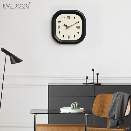 EMITDOOG免打孔复古奶油风钟表挂钟客厅2023新款家用简约时钟挂墙