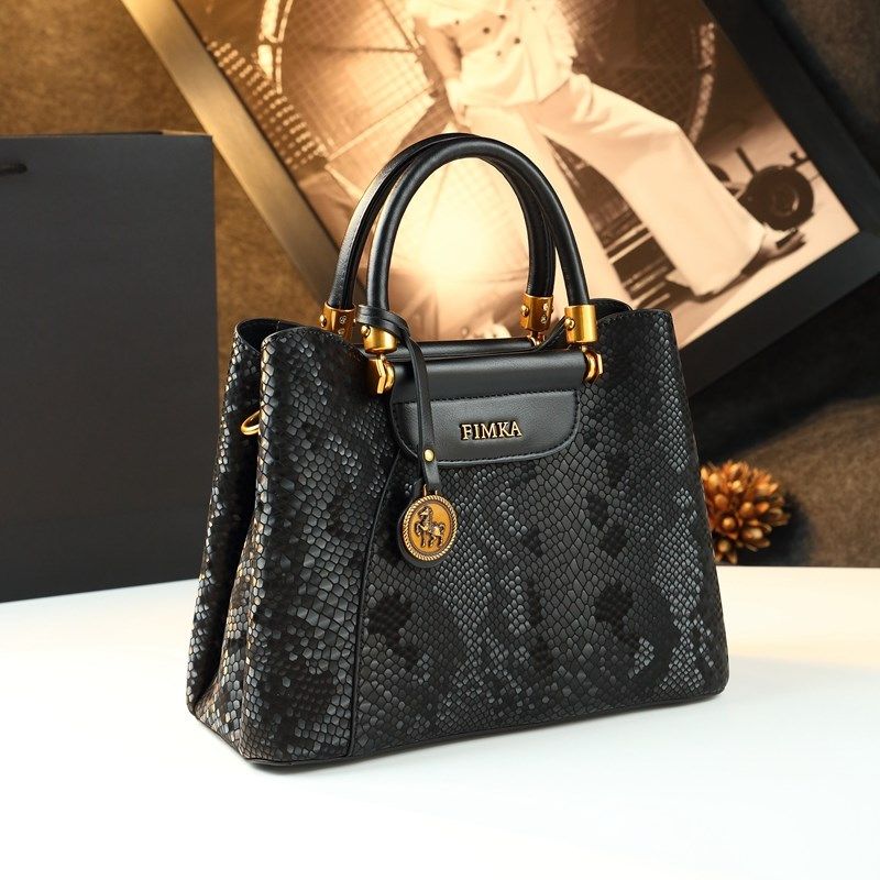 2025潮流时尚新款大容量手提女包蛇纹外贸高级感百搭单肩斜挎包潮