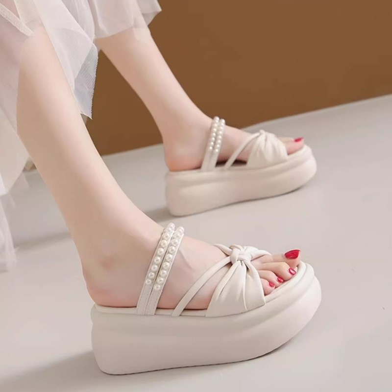 厚底凉拖鞋女夏季外穿时尚2025年新款网红仙女风防滑沙滩一字拖鞋