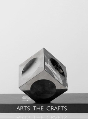 现代轻奢软装饰品电镀透明立体水晶魔方样板间书房书桌面书镇摆件