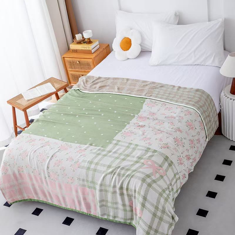 竹纤维冷感毯夏季薄款夏凉被盖毯柔软舒适亲肤透气空调被午睡盖毯