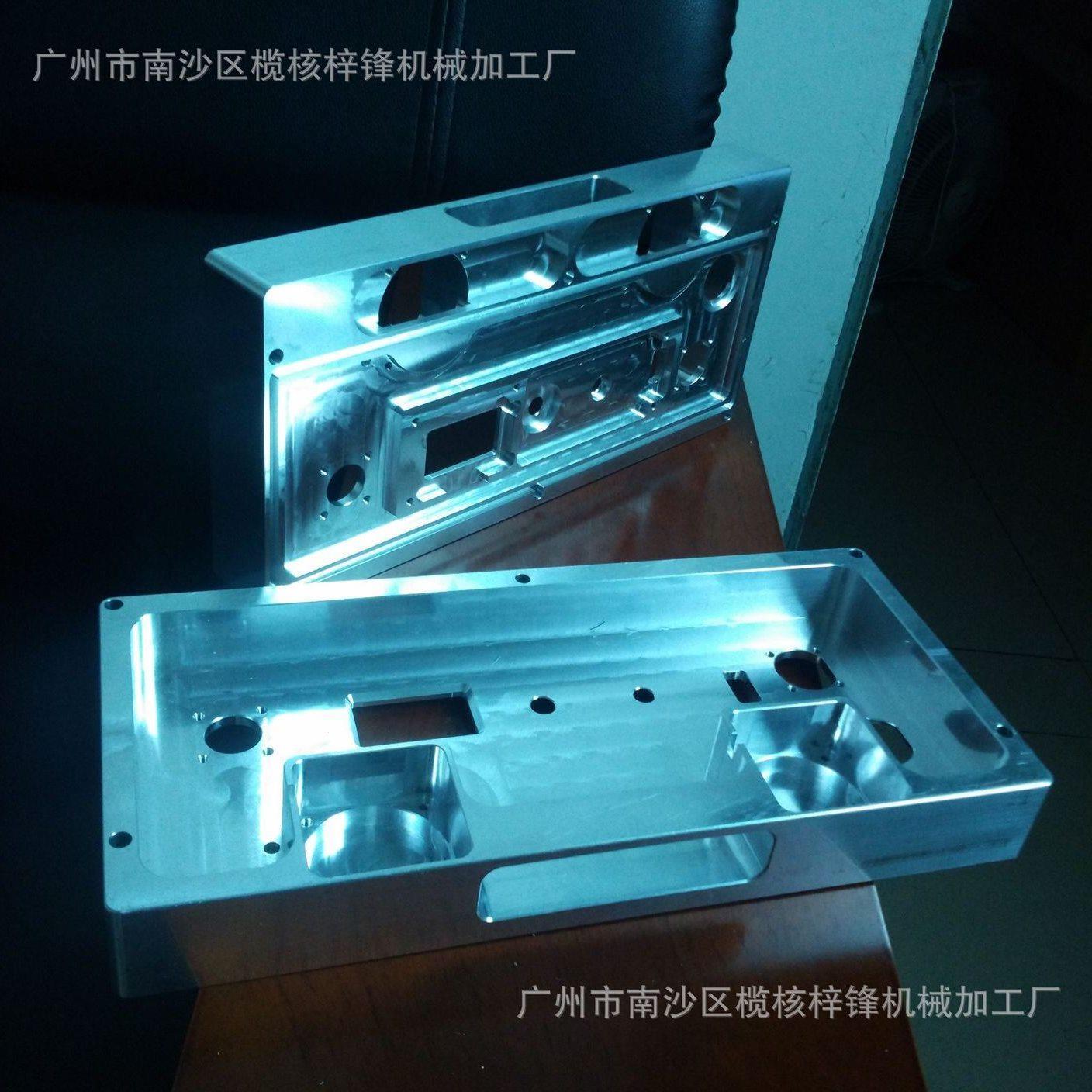 平板铝块散热器车铣电脑散热器模块加工铝盒制作数控铝散热片加工