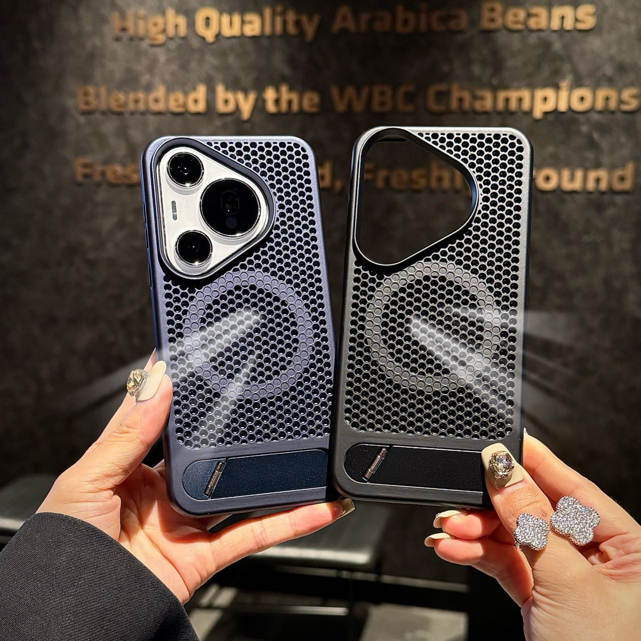 散热磁吸适用华为Pura70Pro隐形支架手机壳Mate70隐形支架高级感