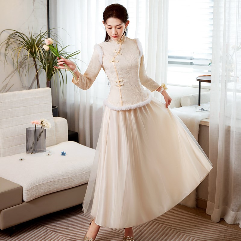 中式伴娘服复古婚礼2024新款秋季姐妹裙大码显瘦高级感闺蜜团礼服