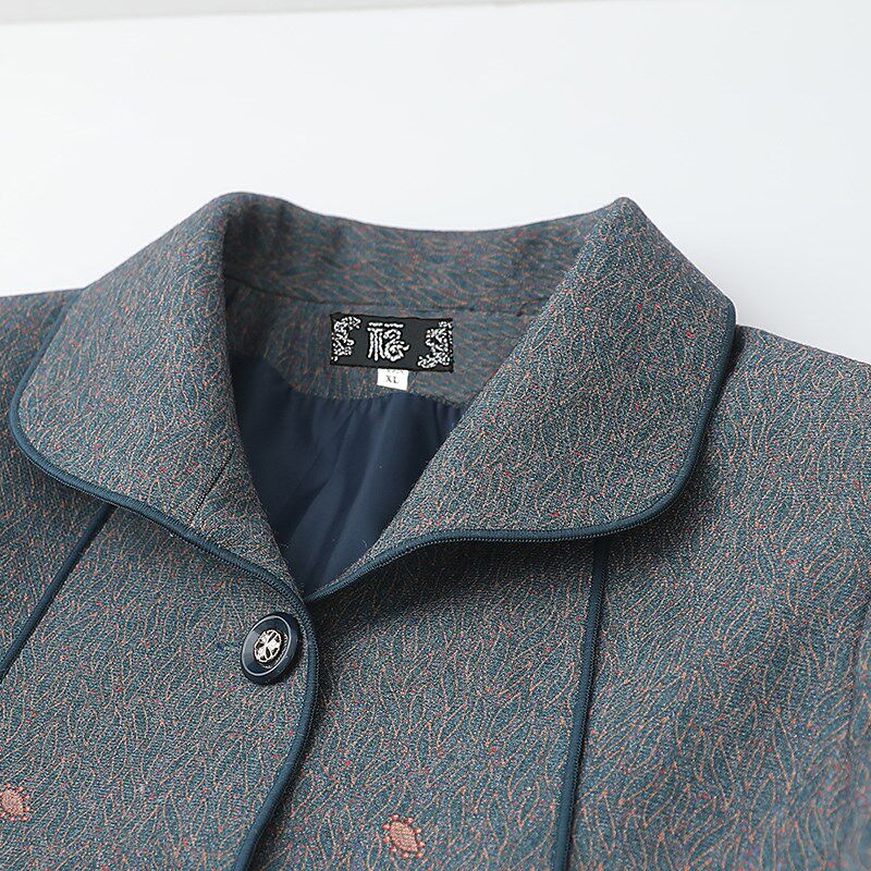 洋气奶奶春装新款外套翻领60岁70中老年人女装妈妈春秋上衣老太太