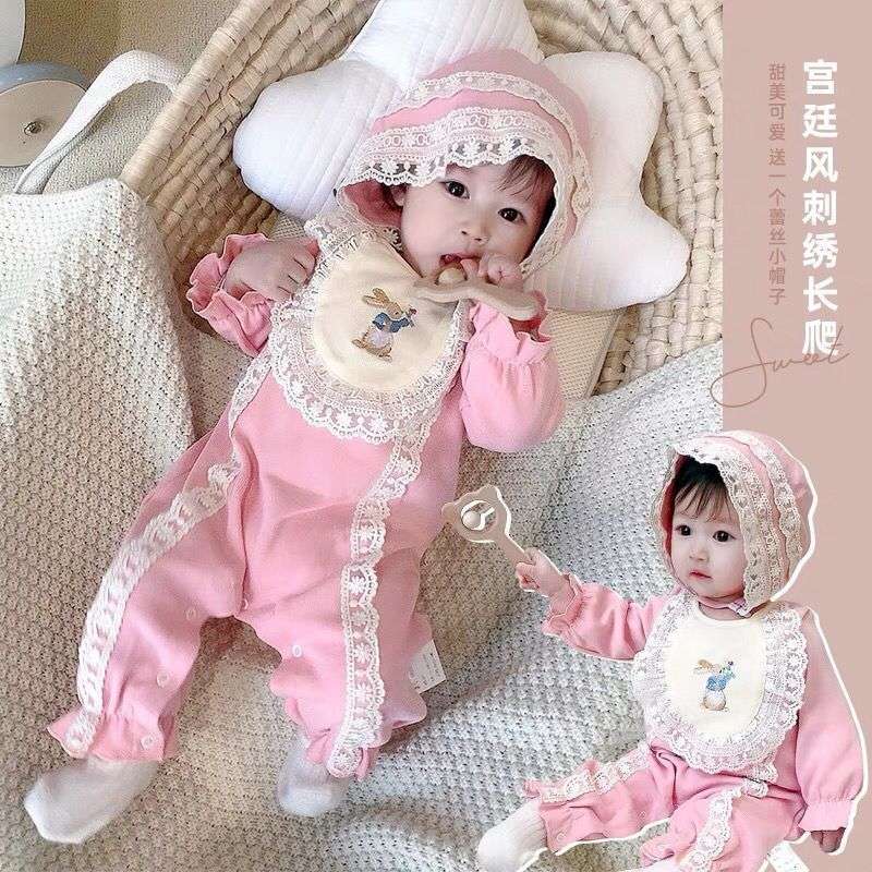 婴儿连体衣春秋款长袖秋衣网红带帽公主爬服哈衣3女宝宝6套装蕾丝