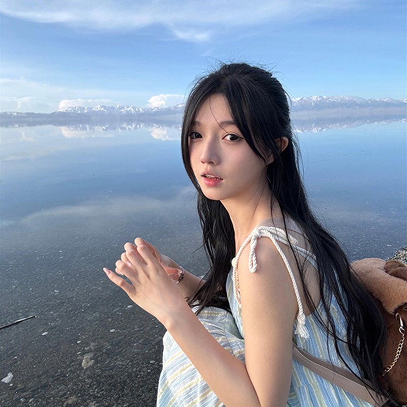 法式复古撞色条纹吊带连衣裙女夏季新款海边度假风U宽松显瘦裙子
