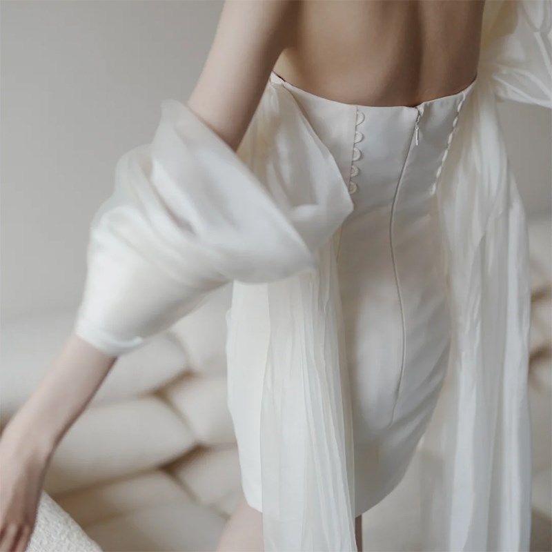 2024新款小众轻婚纱旅拍短款小个子新娘晨袍礼服高端外景出门纱夏,女装/女士精品,婚纱,淘宝优惠券,粉丝福利购,淘宝优惠卷