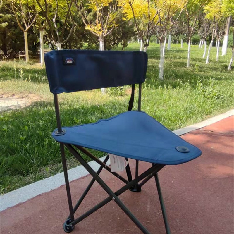 MAC户外折叠钓鱼椅凳露营装备沙滩休闲乘凉大三角大承重轻便车载