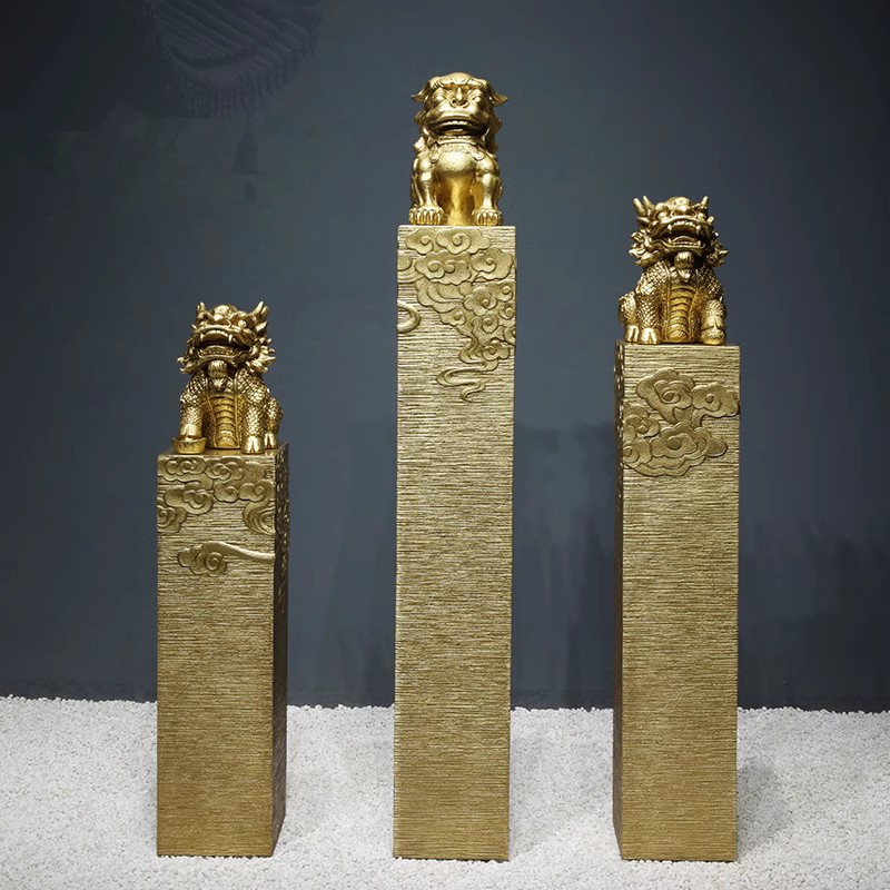 新中式摆件入户门玄关装饰栓马柱金色招财貔貅一对麒麟拴马桩立柱