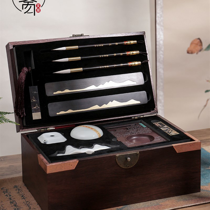 文房四宝套装专业级高档毛笔砚台毛笔架墨条端砚镇尺笔墨纸砚毛笔