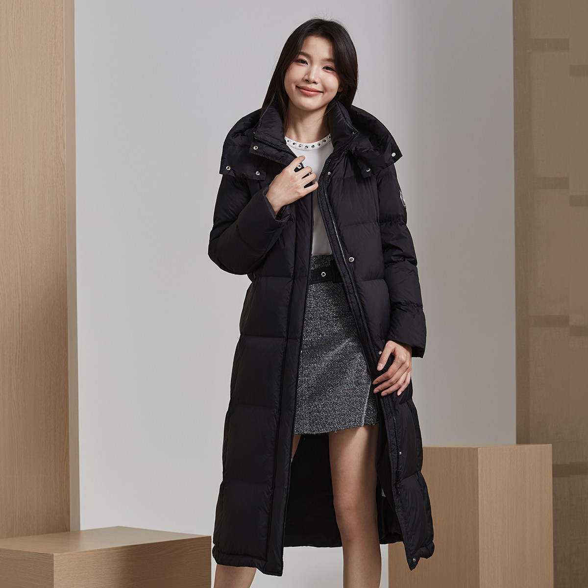 女士时尚休闲保暖羽绒服