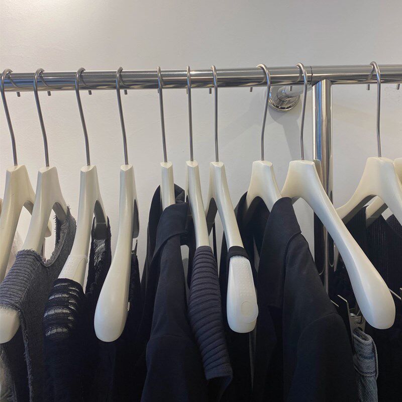 实木烤漆服装店专用衣架奶白色高级韩系衣挂防滑无痕衣撑裤架定制