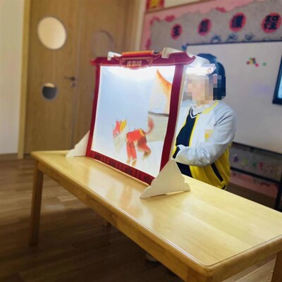 皮影幕布支架灯光 皮影表演道具人偶幼儿园儿童皮影戏幕布架展示