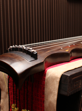 【扬鸣】扬州专业演奏琴老杉木凤势古琴手工制作生漆初学琴送桌