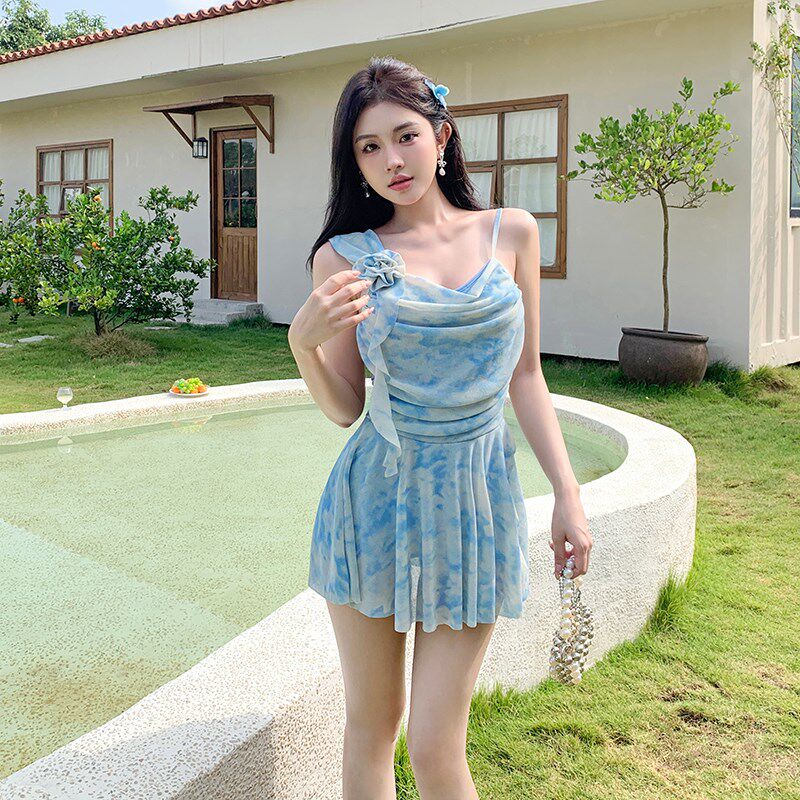 泳衣女纯欲绝美微胖女孩显瘦保守遮肚子高级感泡温泉大码连体泳装