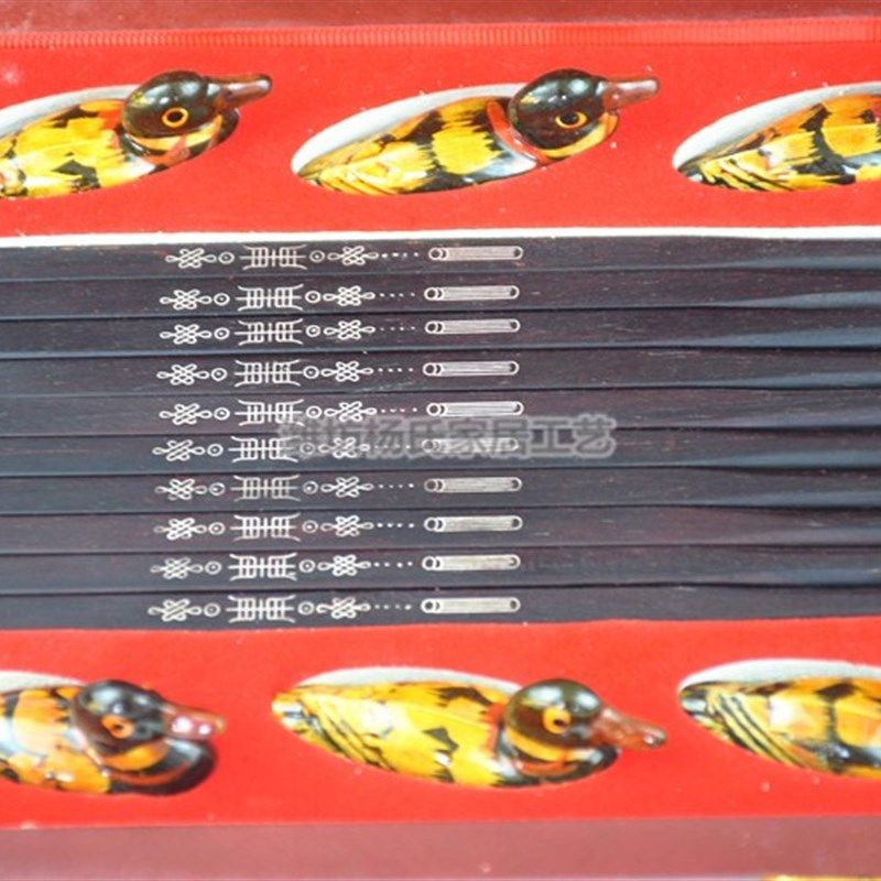 紫檀木实木筷子实木家用无漆无蜡不发霉中式红木礼品筷子家庭套装