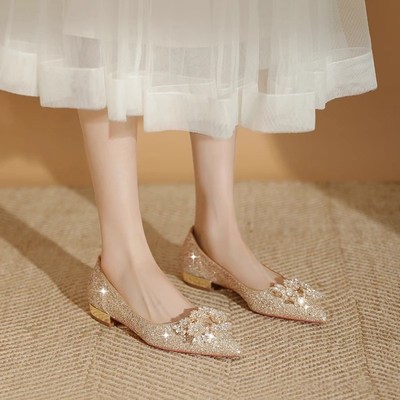 平底婚鞋女2024新款孕妇结婚鞋女新娘鞋水晶鞋伴娘鞋低跟日常可穿
