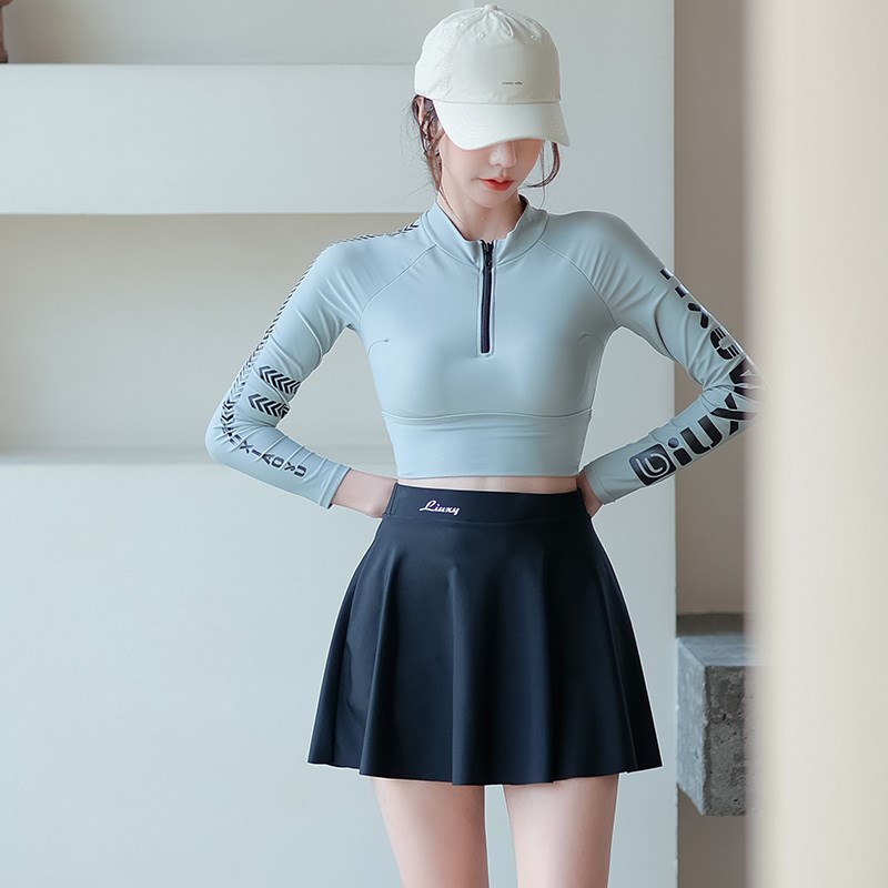 泳衣女泡温泉分体三件套2024新款网红保守长袖运动显瘦平角游泳装